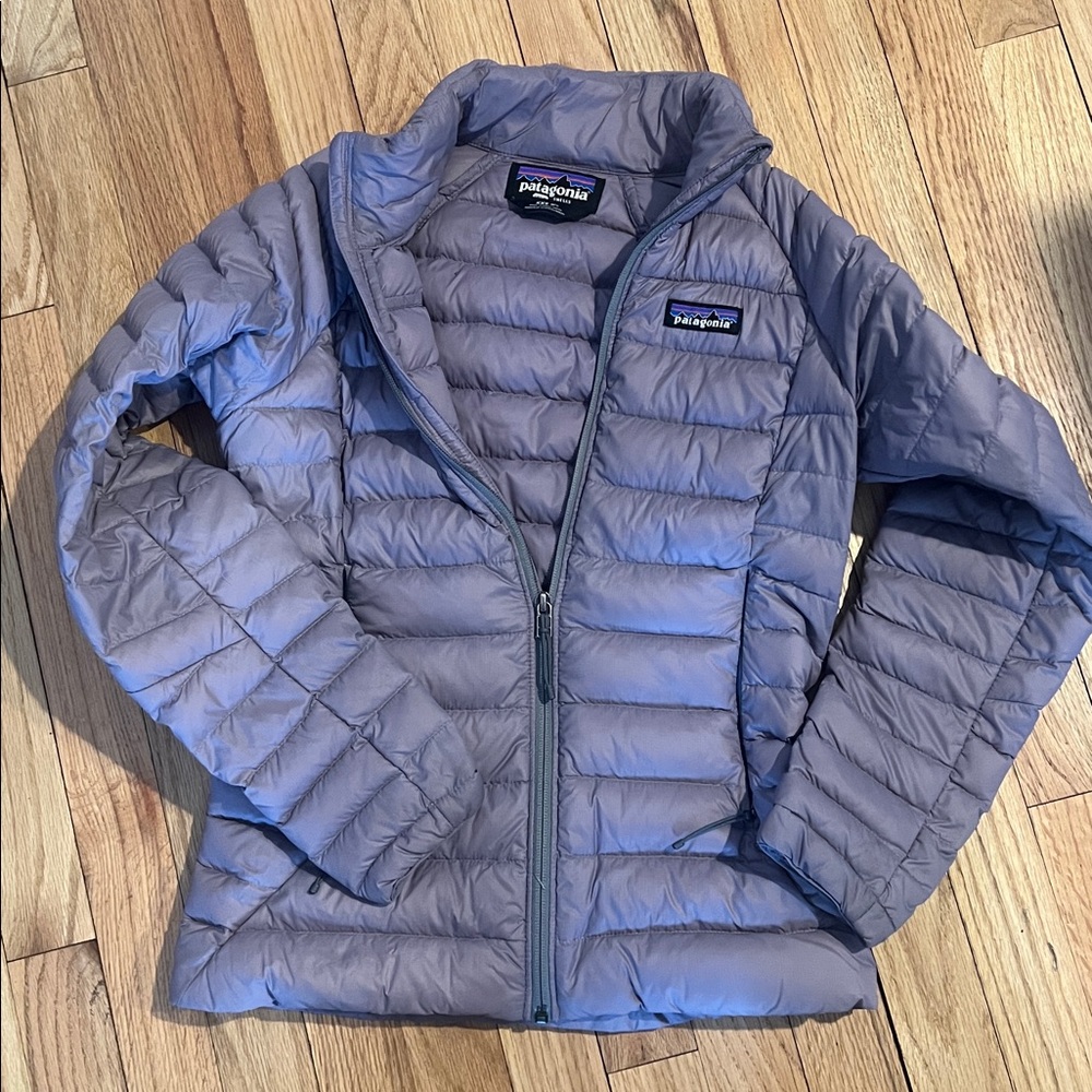 Patagonia Lt Purple Down Sweater